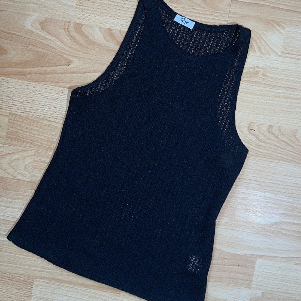 Womens Ripe tank - size S 🖤✨
